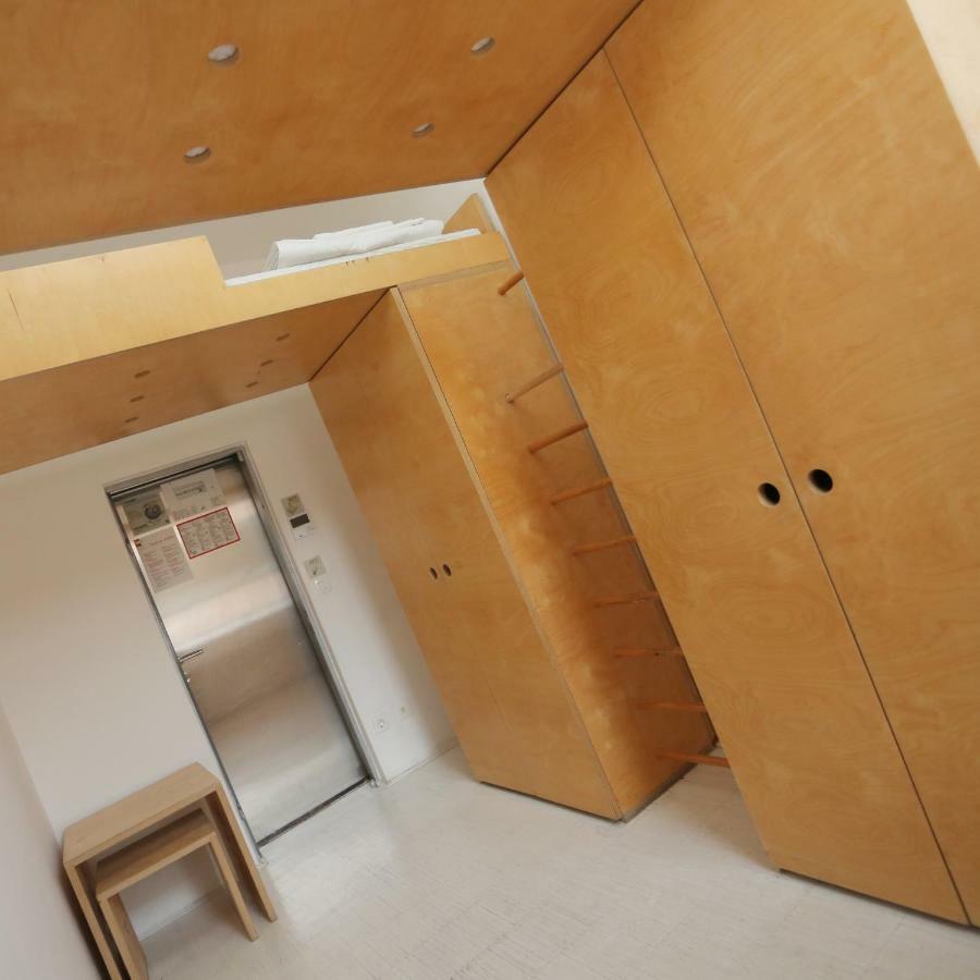 Twin Room Shared Toilet