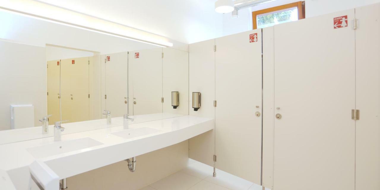 Twin Room Shared Toilet